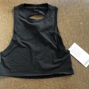 Cut back crop lululemon